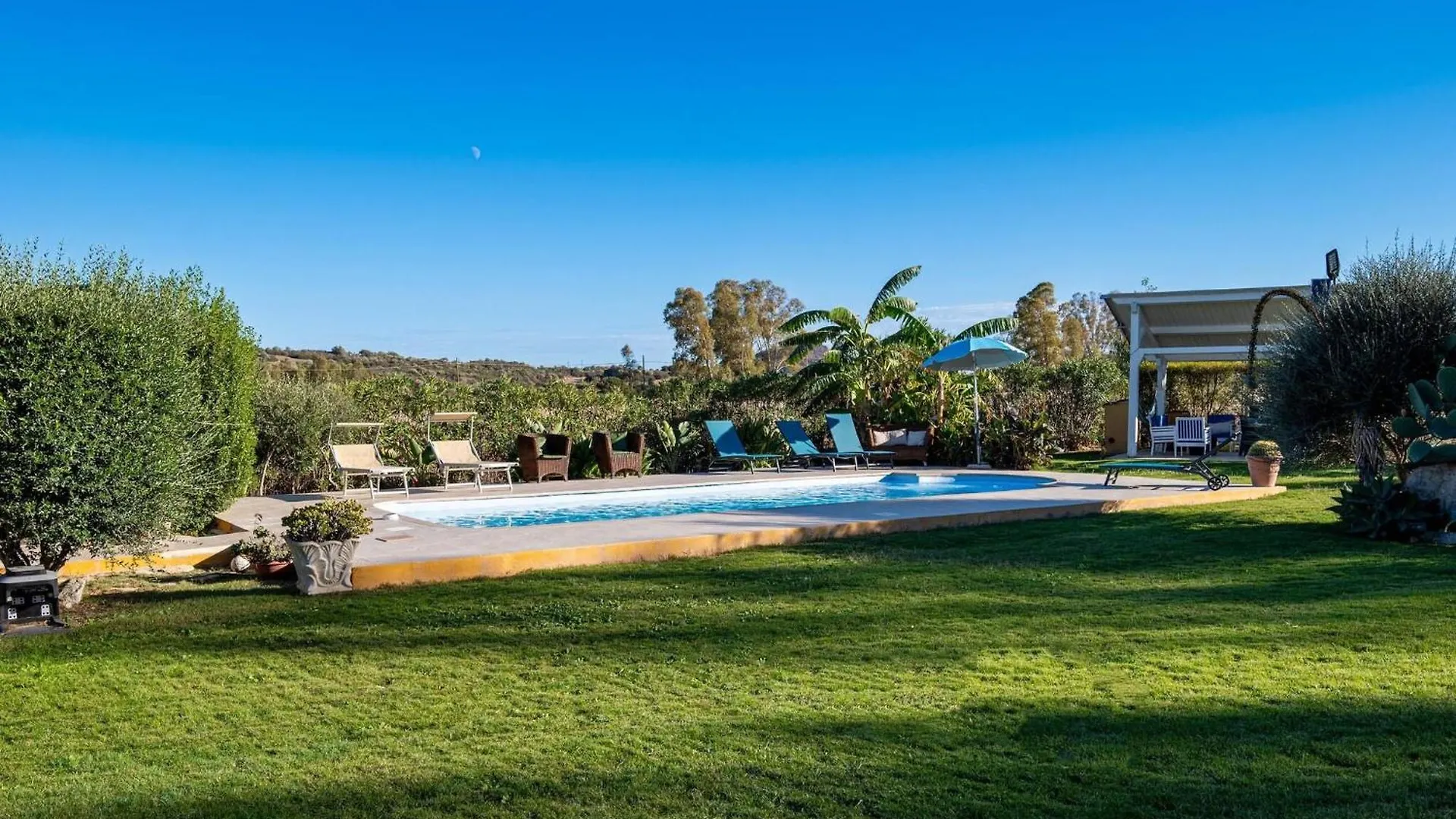 Villa Domo Sardo - Masone Pardu Castiadas